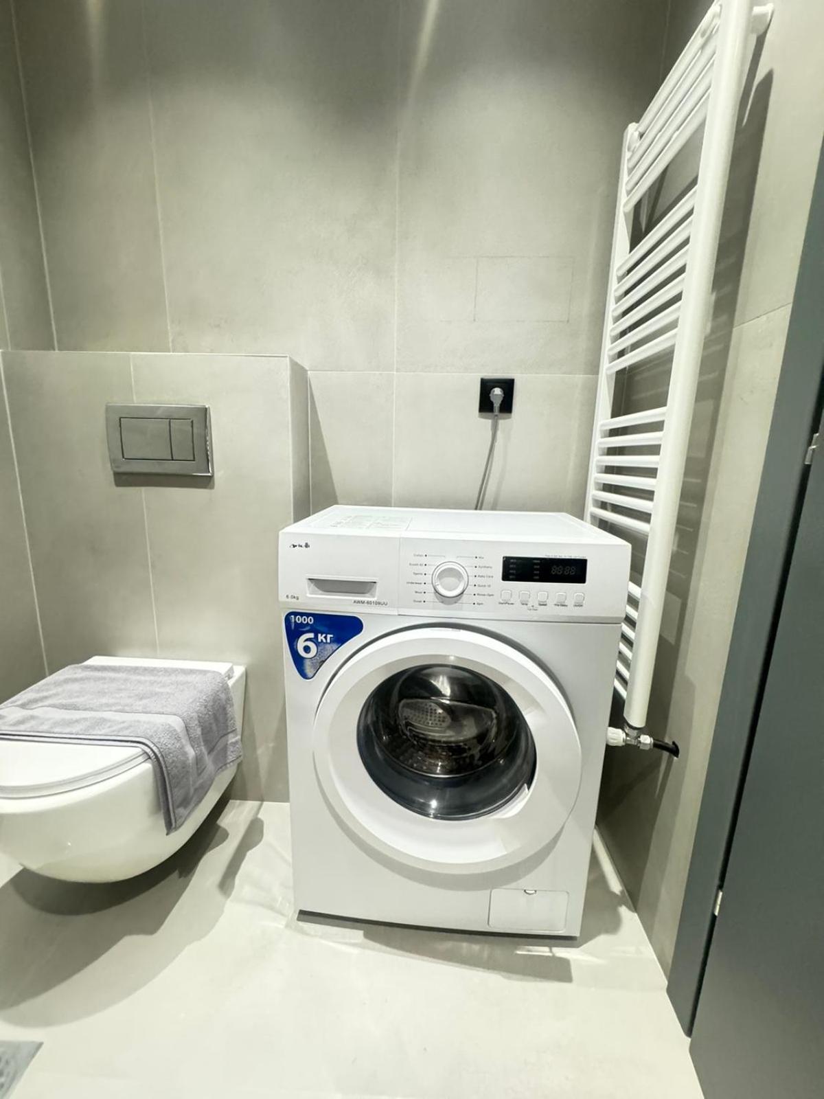Luna-Your Urban Stay Salonicco Esterno foto