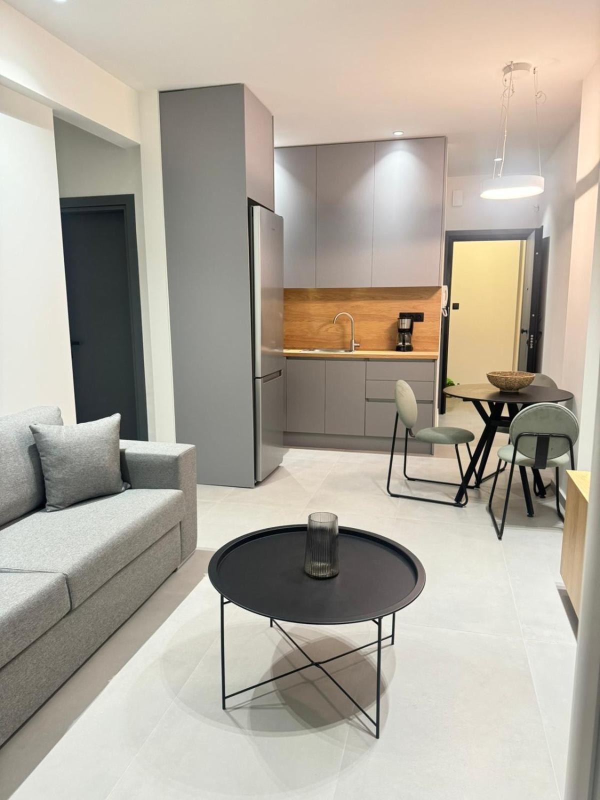 Luna-Your Urban Stay Salonicco Esterno foto
