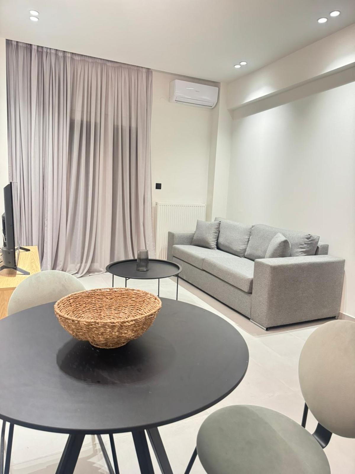 Luna-Your Urban Stay Salonicco Esterno foto