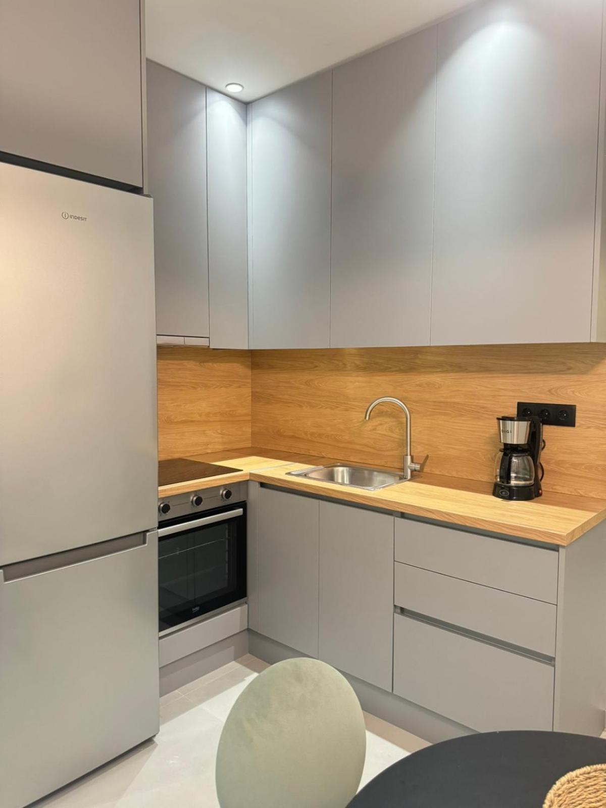 Luna-Your Urban Stay Salonicco Esterno foto